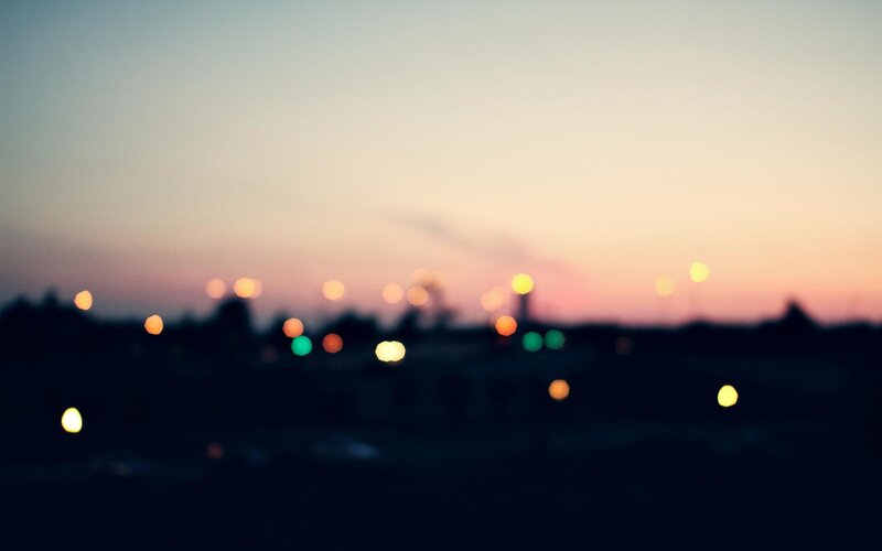 Blurred City Lights at Dusk — Pink
