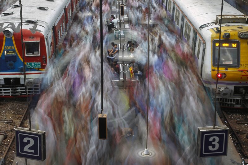 Blurred crowd at train station