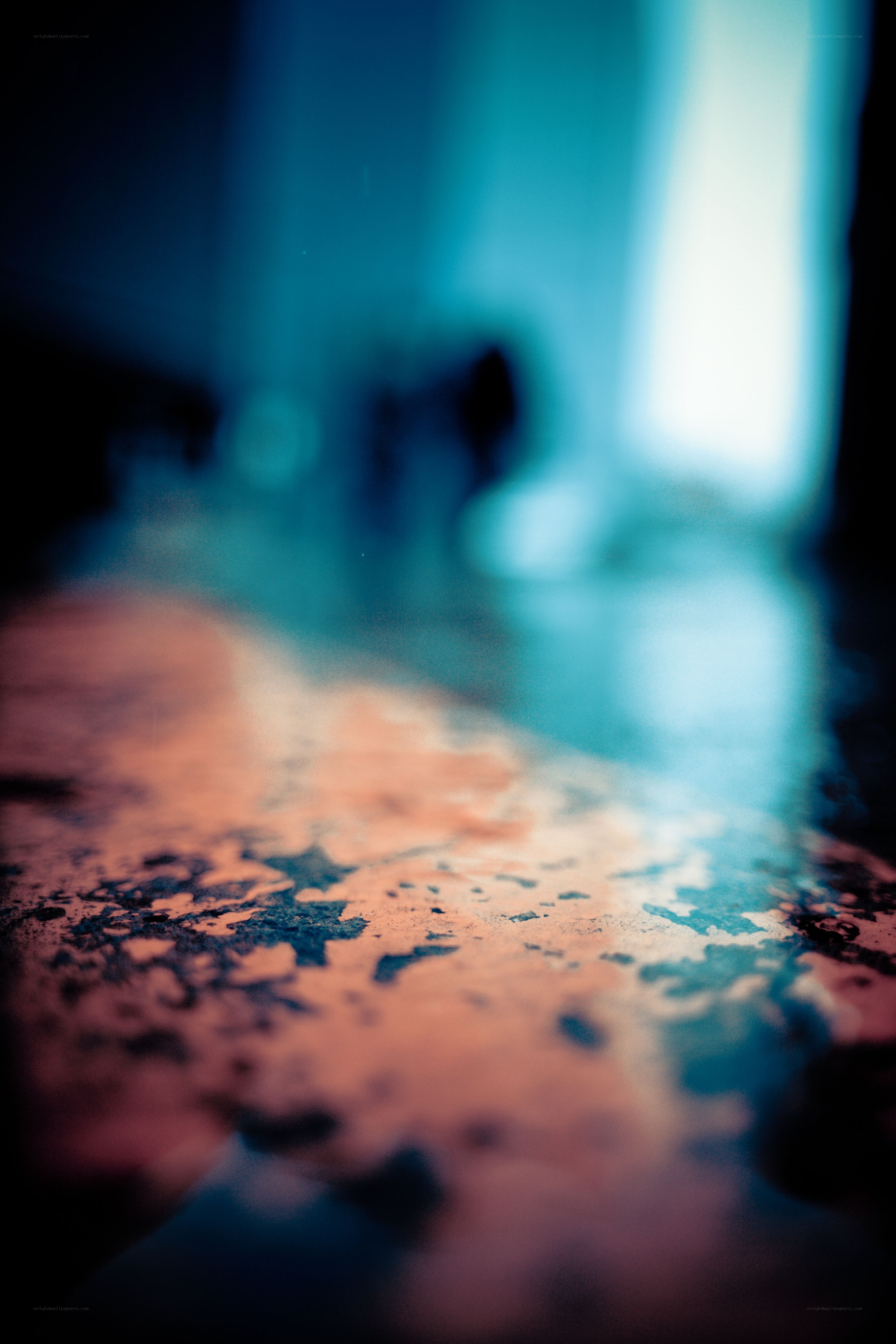 blurry floor with blue light