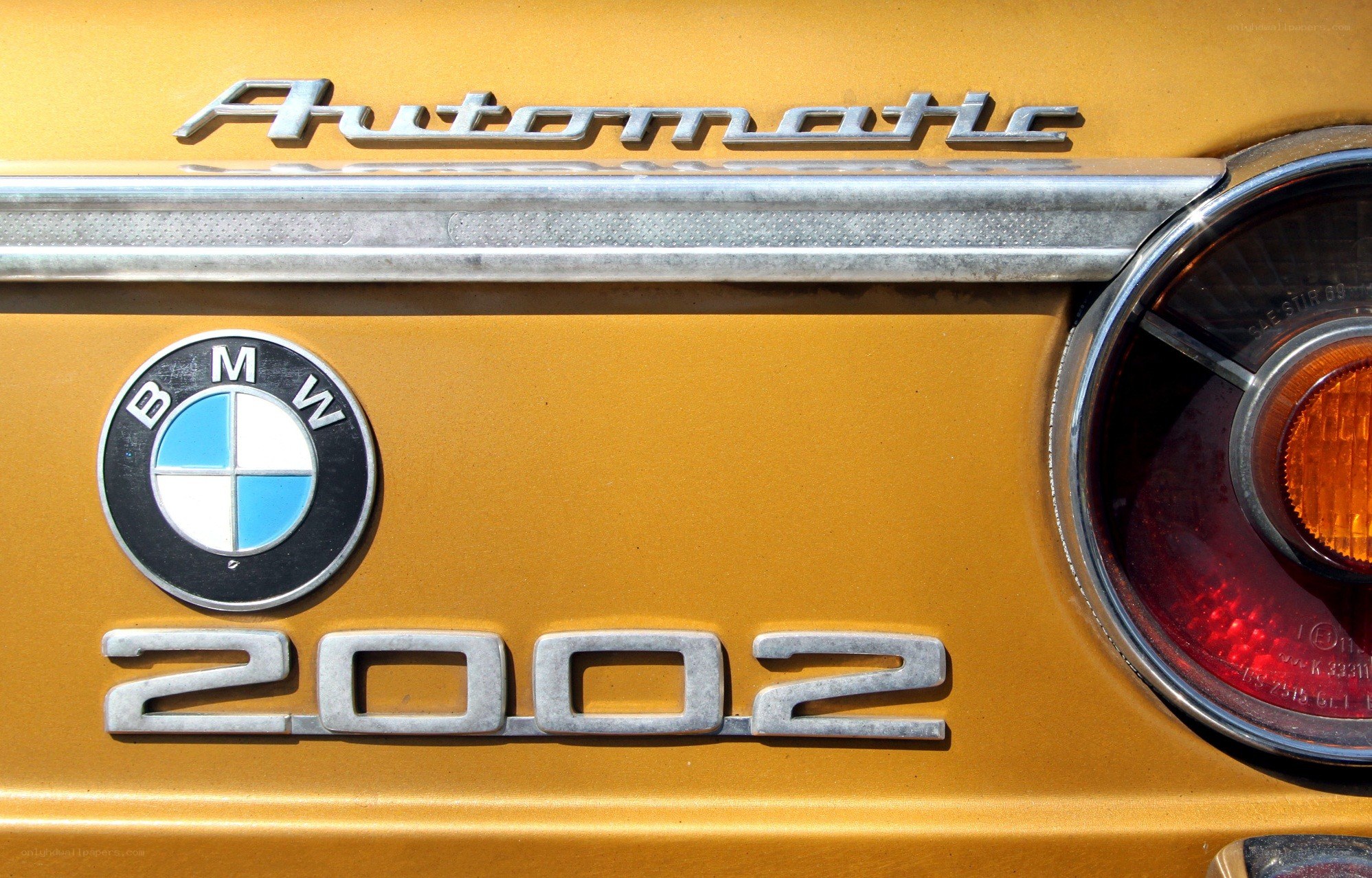BMW 2002 Automatic badge