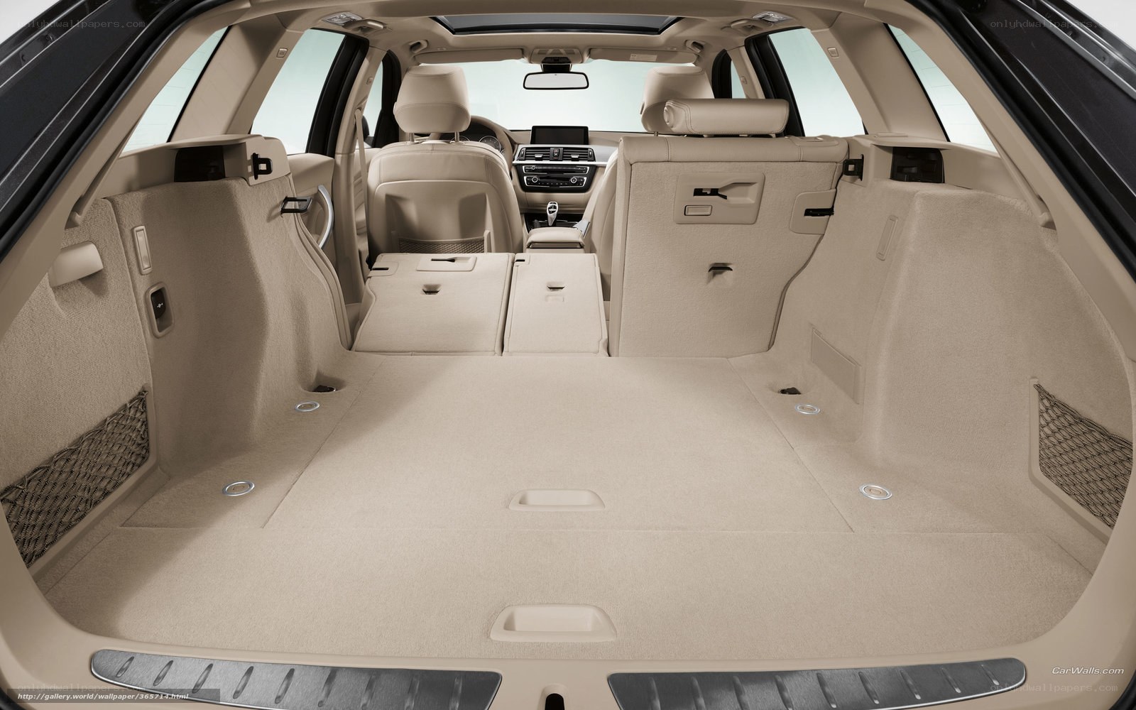 BMW 3 Series Touring trunk space