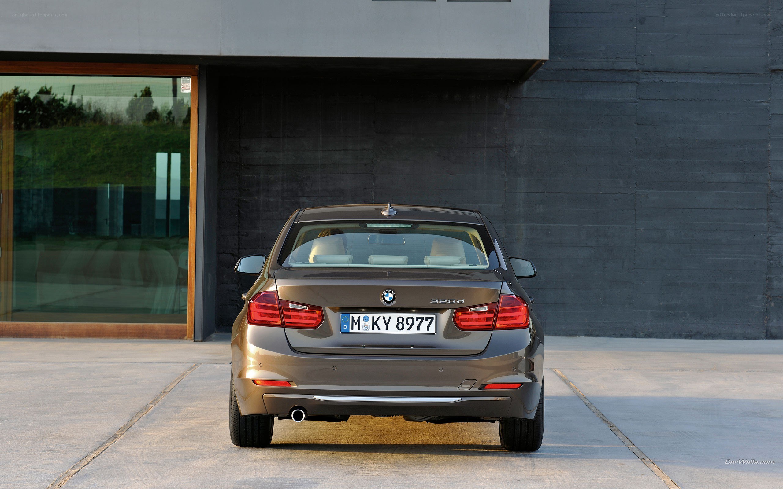 BMW 320d rear view