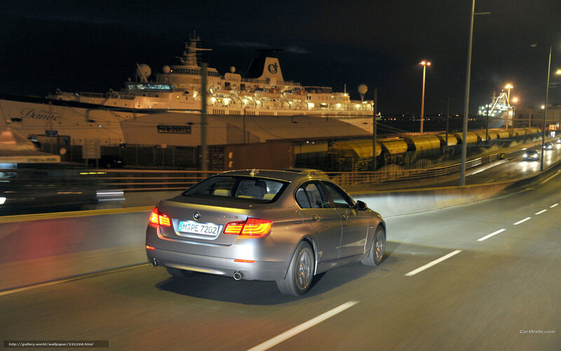 BMW 5 Series at night