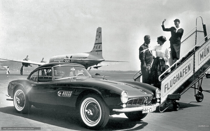 BMW 507 at airport