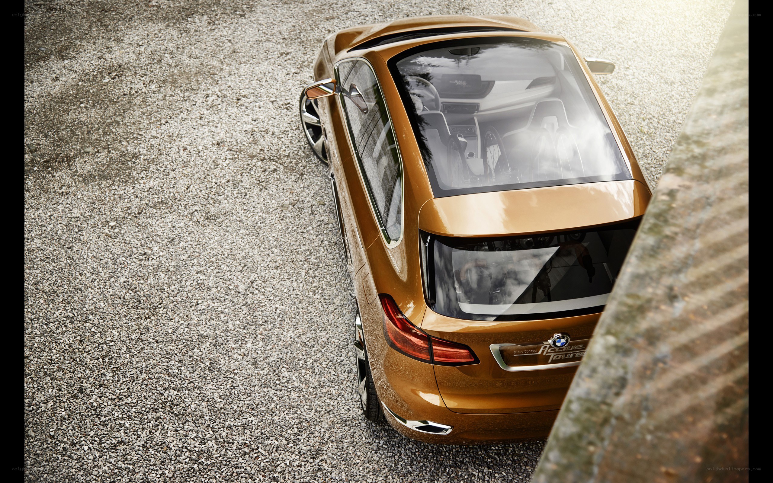 BMW Active Tourer concept car