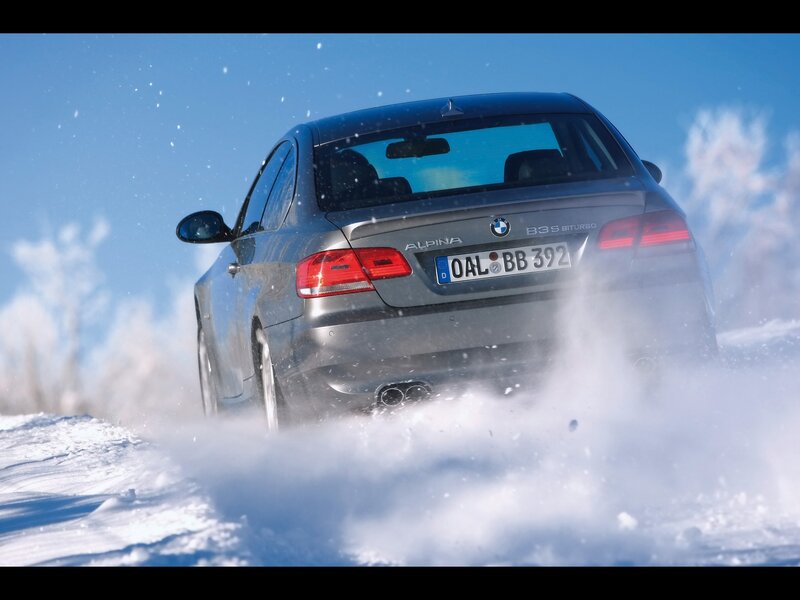BMW Alpina B3 S driving in snow