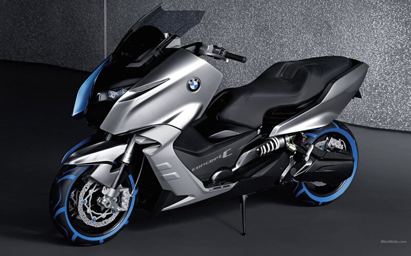 BMW Concept C Scooter — Silver, Dramatic