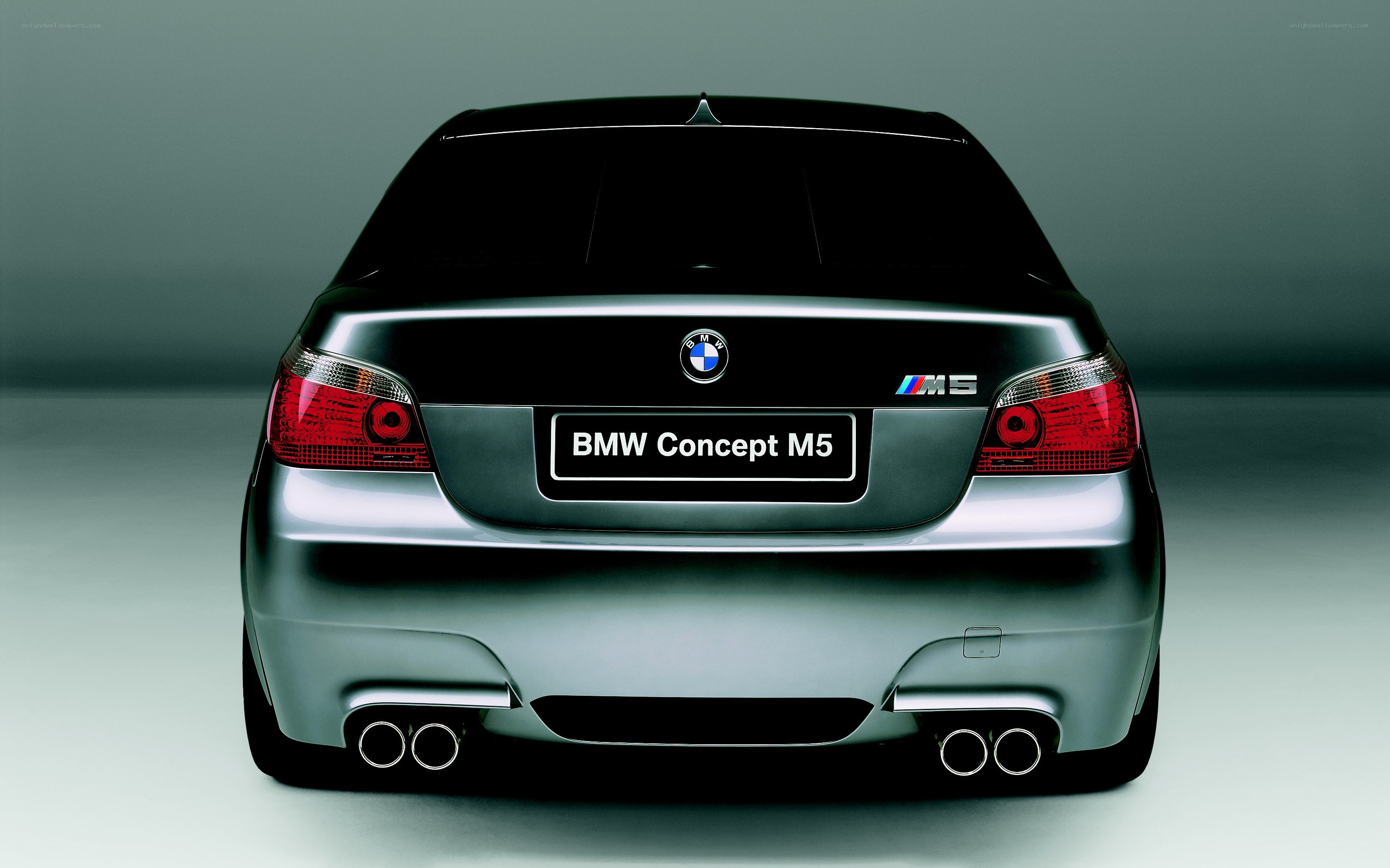 BMW Concept M5 rear view