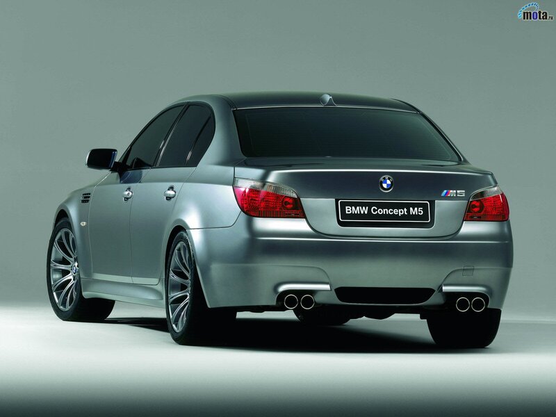 BMW Concept M5 rear view