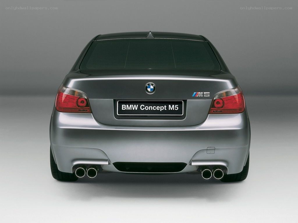 BMW Concept M5 rear view