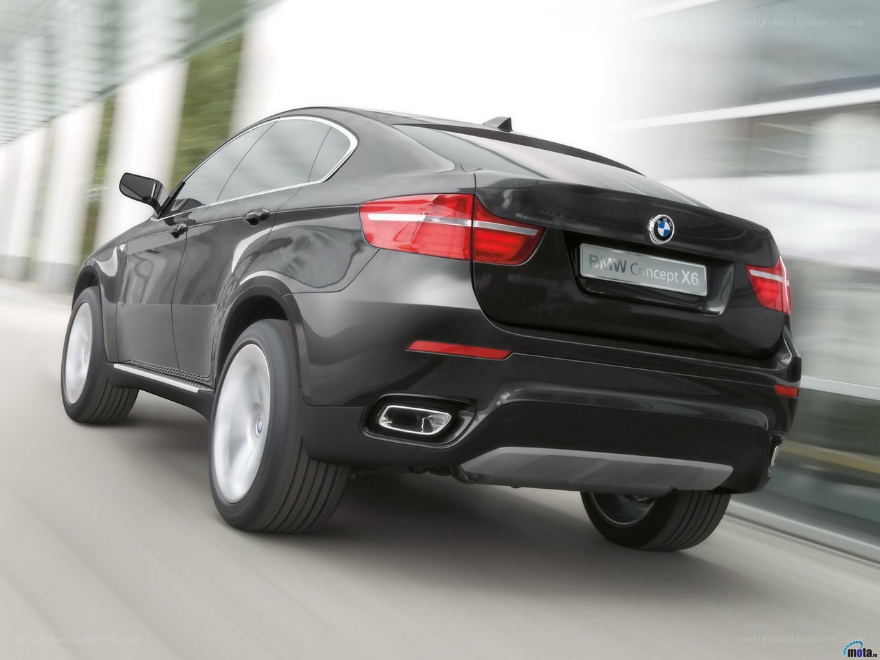 BMW Concept X6 in motion
