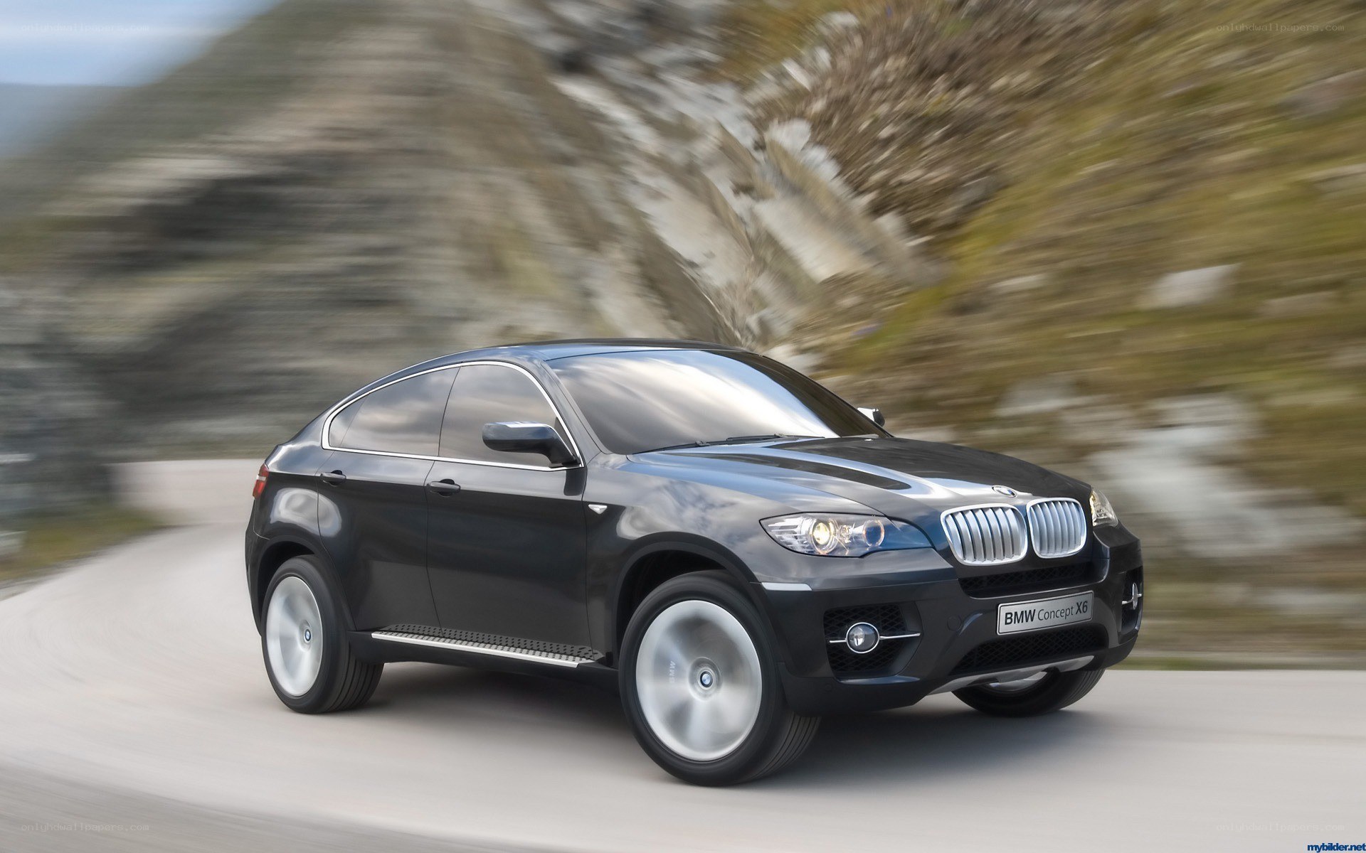 BMW Concept X6 in motion