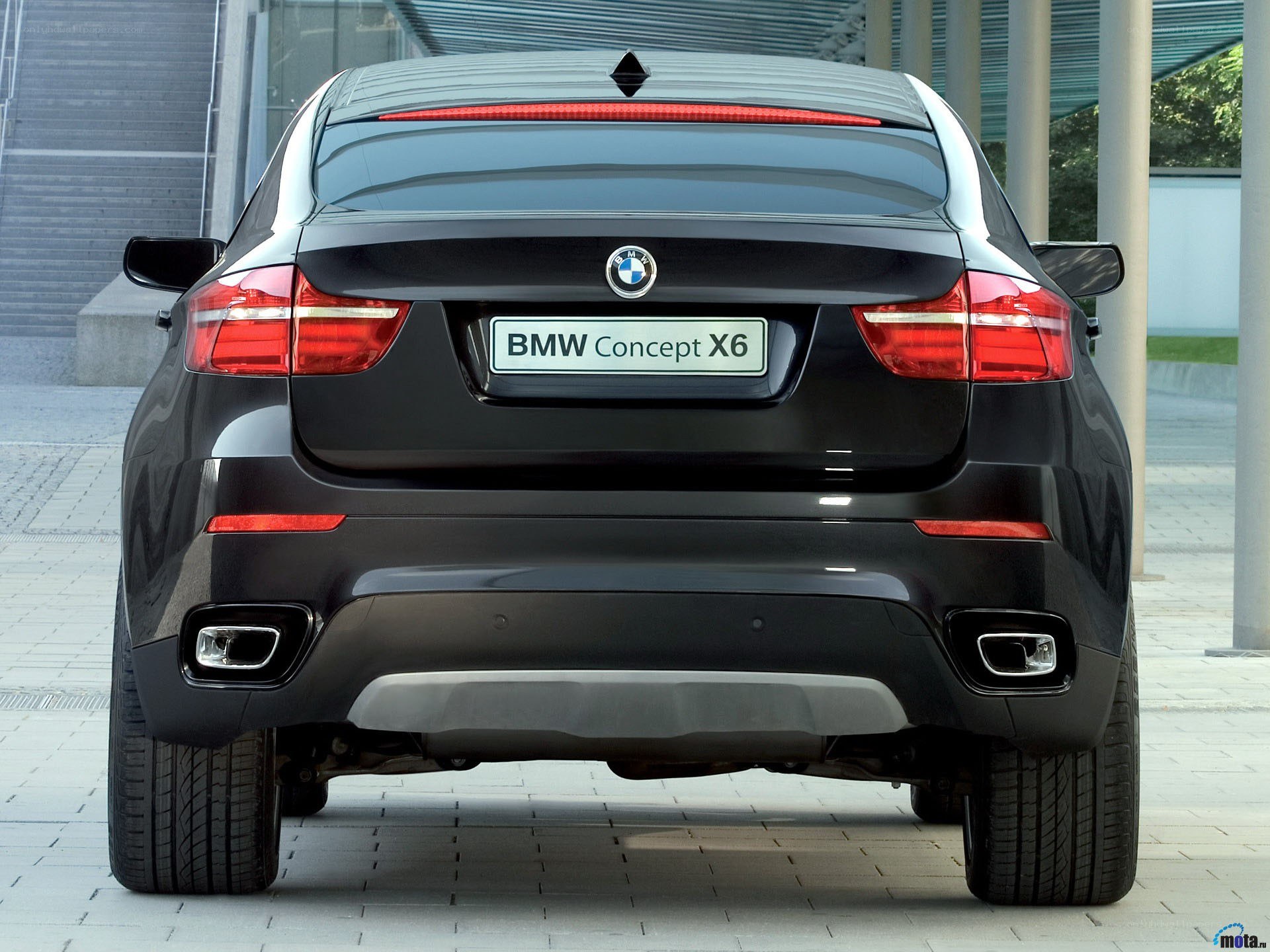 BMW Concept X6 rear view