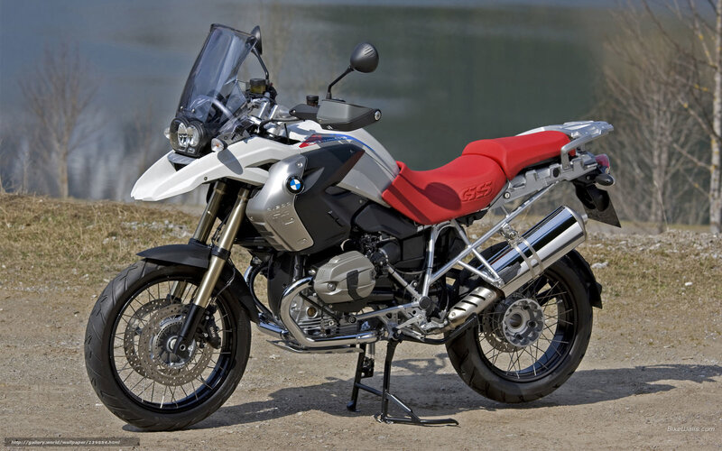 BMW GS Motorcycle — Red, Calm