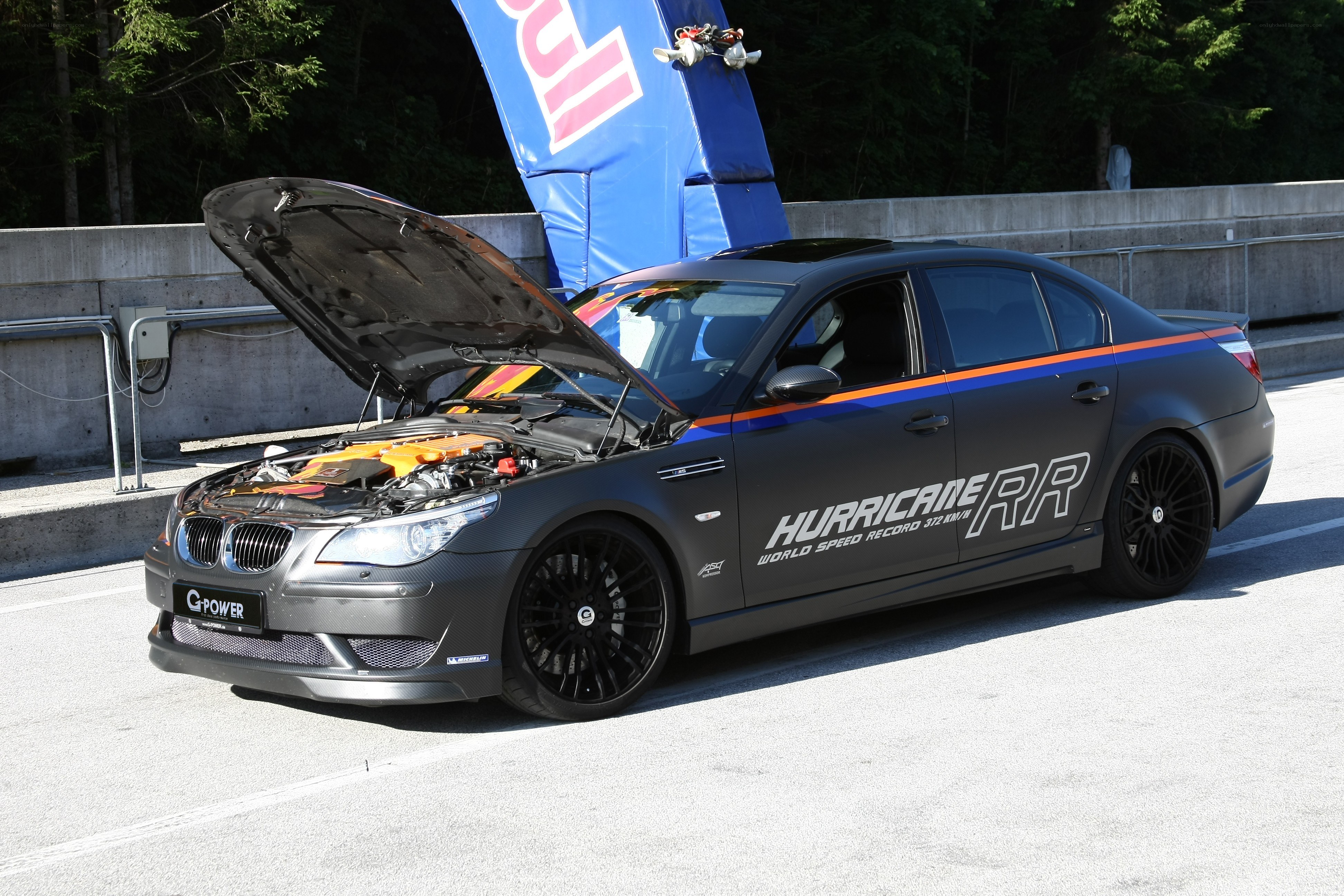 BMW Hurricane RR with open hood