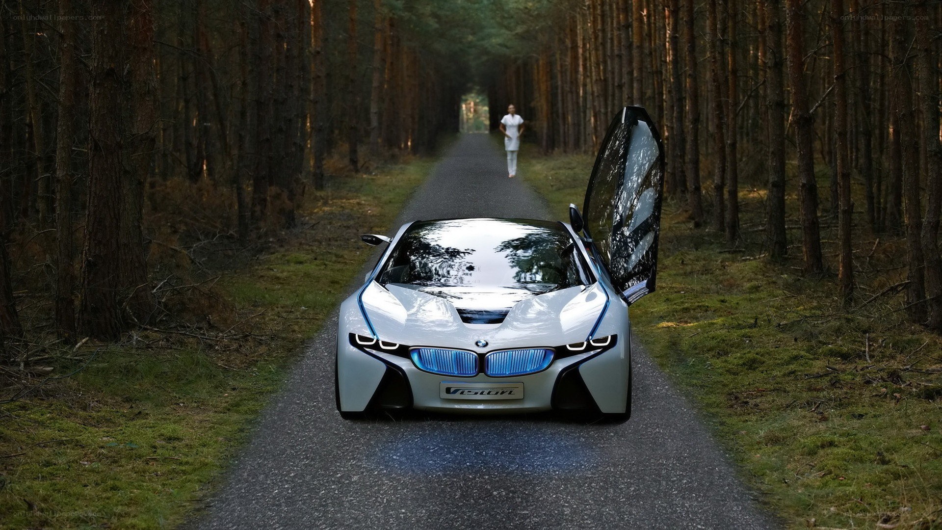 BMW i8 Concept in forest