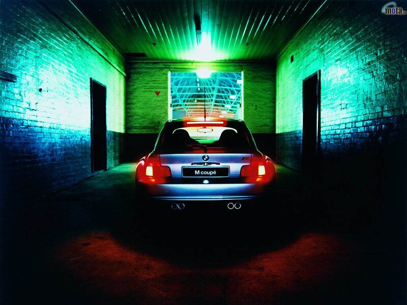 BMW M Coupé in a tunnel