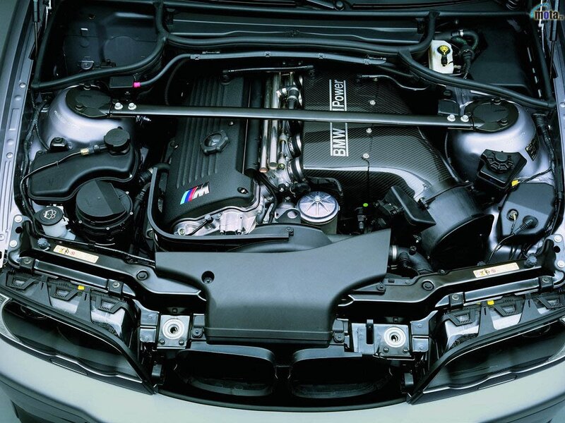 BMW M Power engine bay