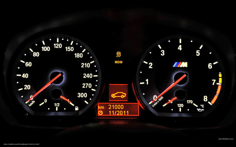 BMW M3 dashboard display