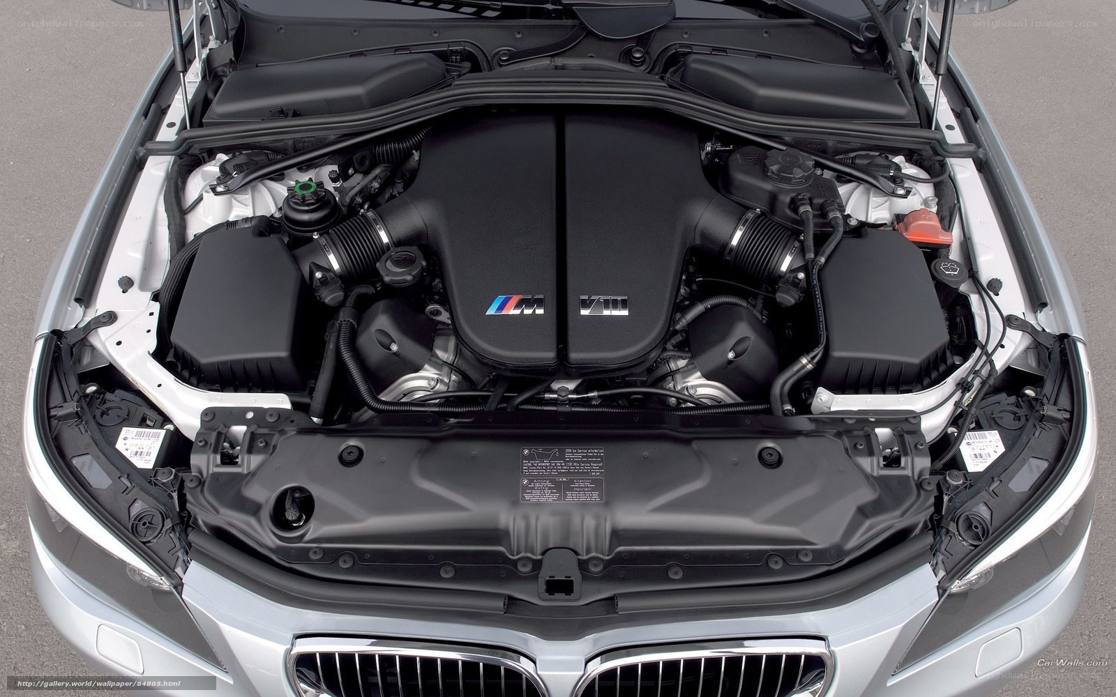 BMW M3 engine bay