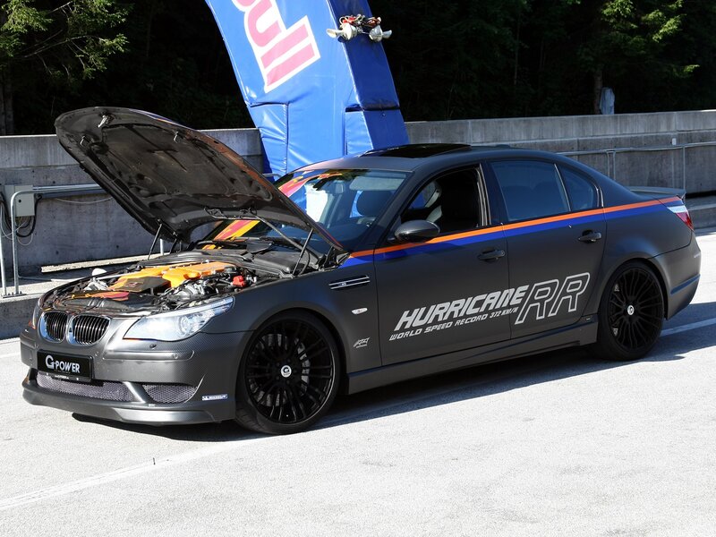 BMW M5 Hurricane RR with open hood