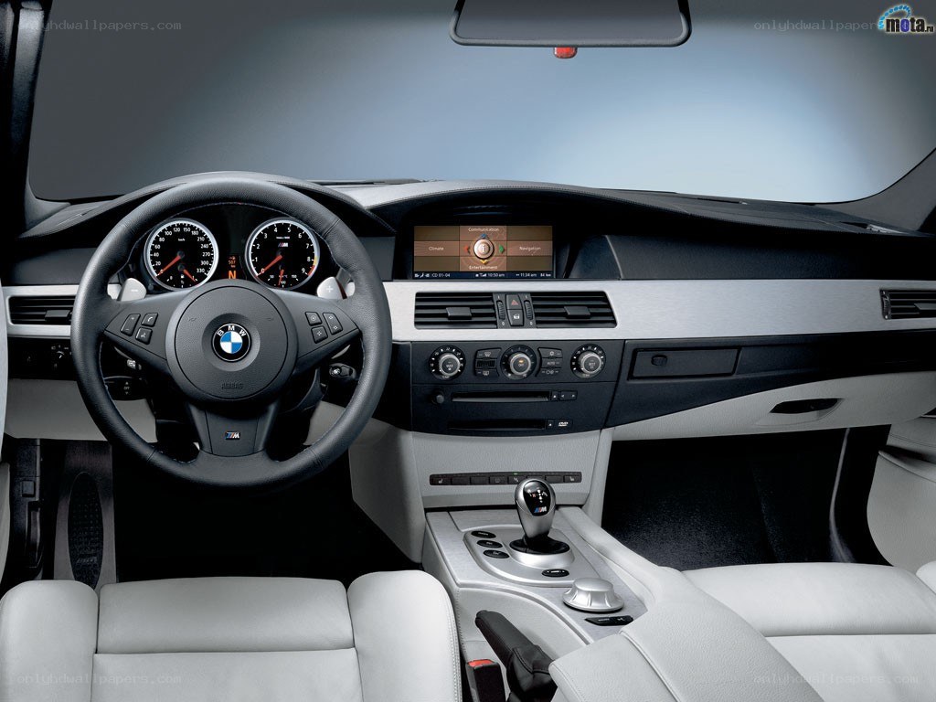 BMW M5 interior dashboard