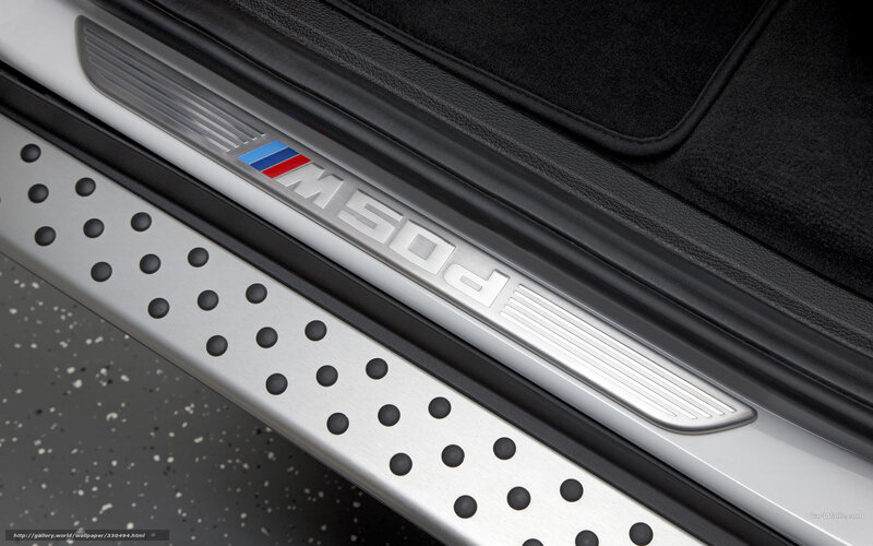 BMW M500 door sill