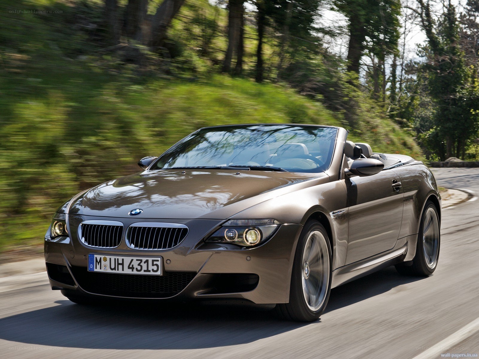 BMW M6 Convertible in motion