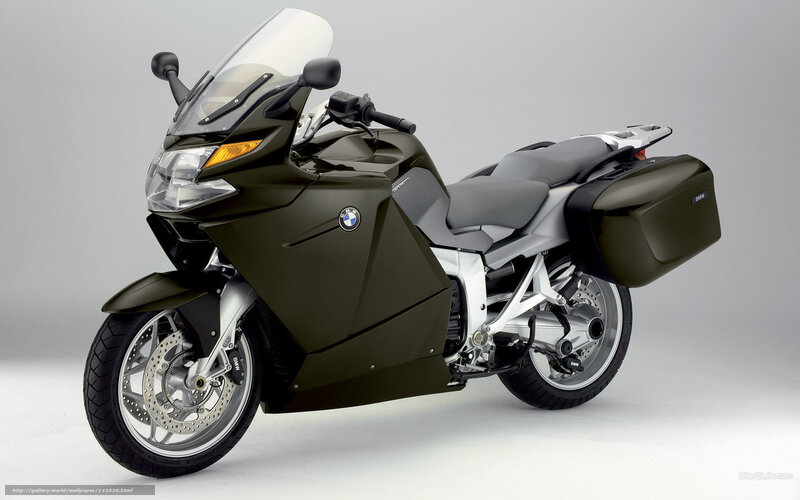 BMW Motorcycle — Green
