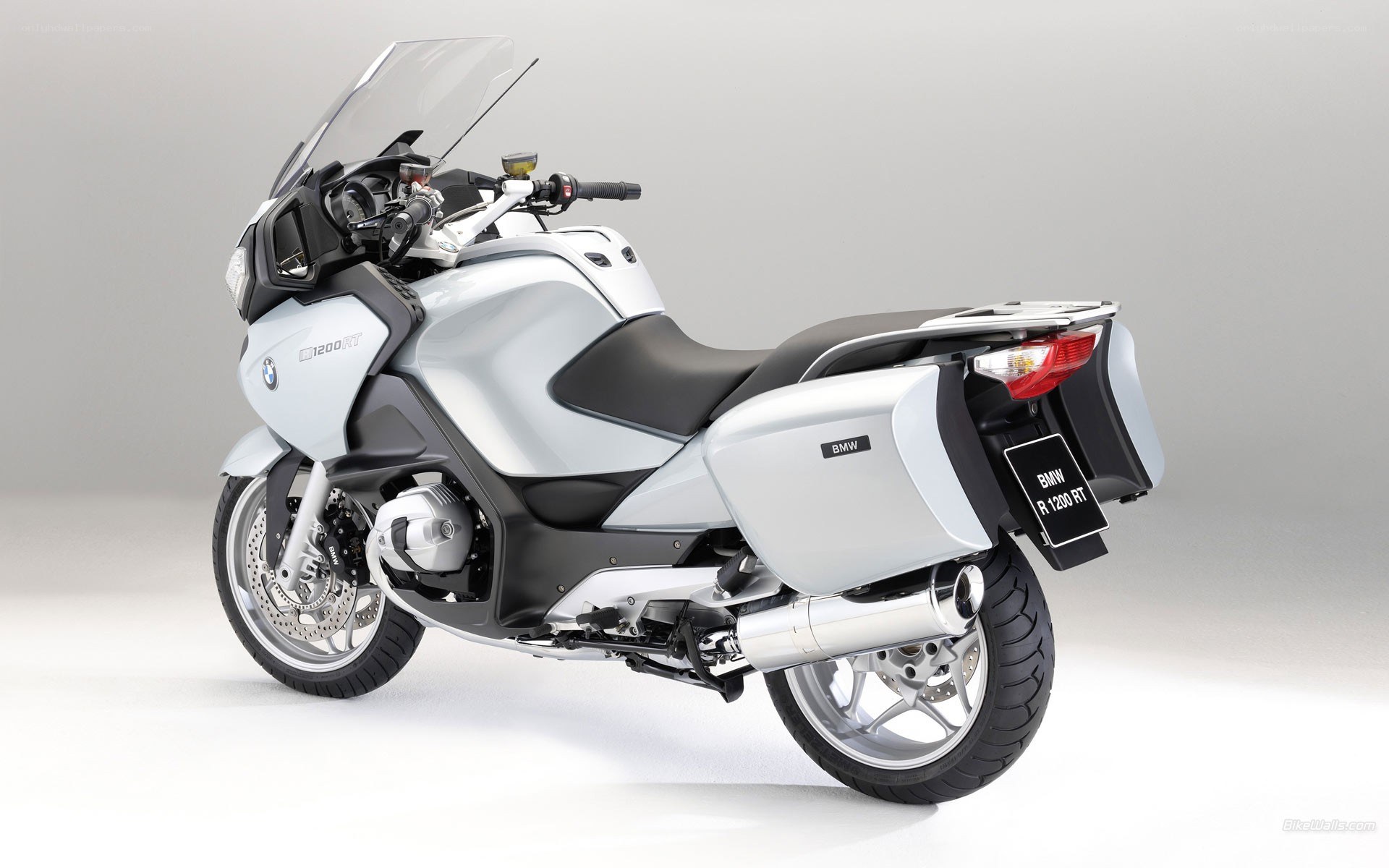 BMW R 1200 RT motorcycle