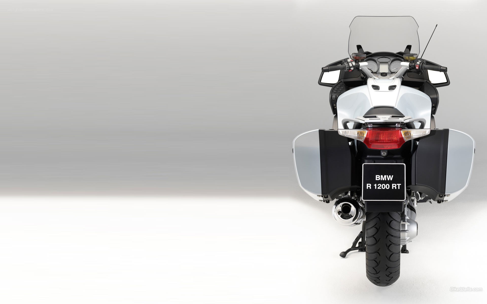 BMW R 1200 RT motorcycle