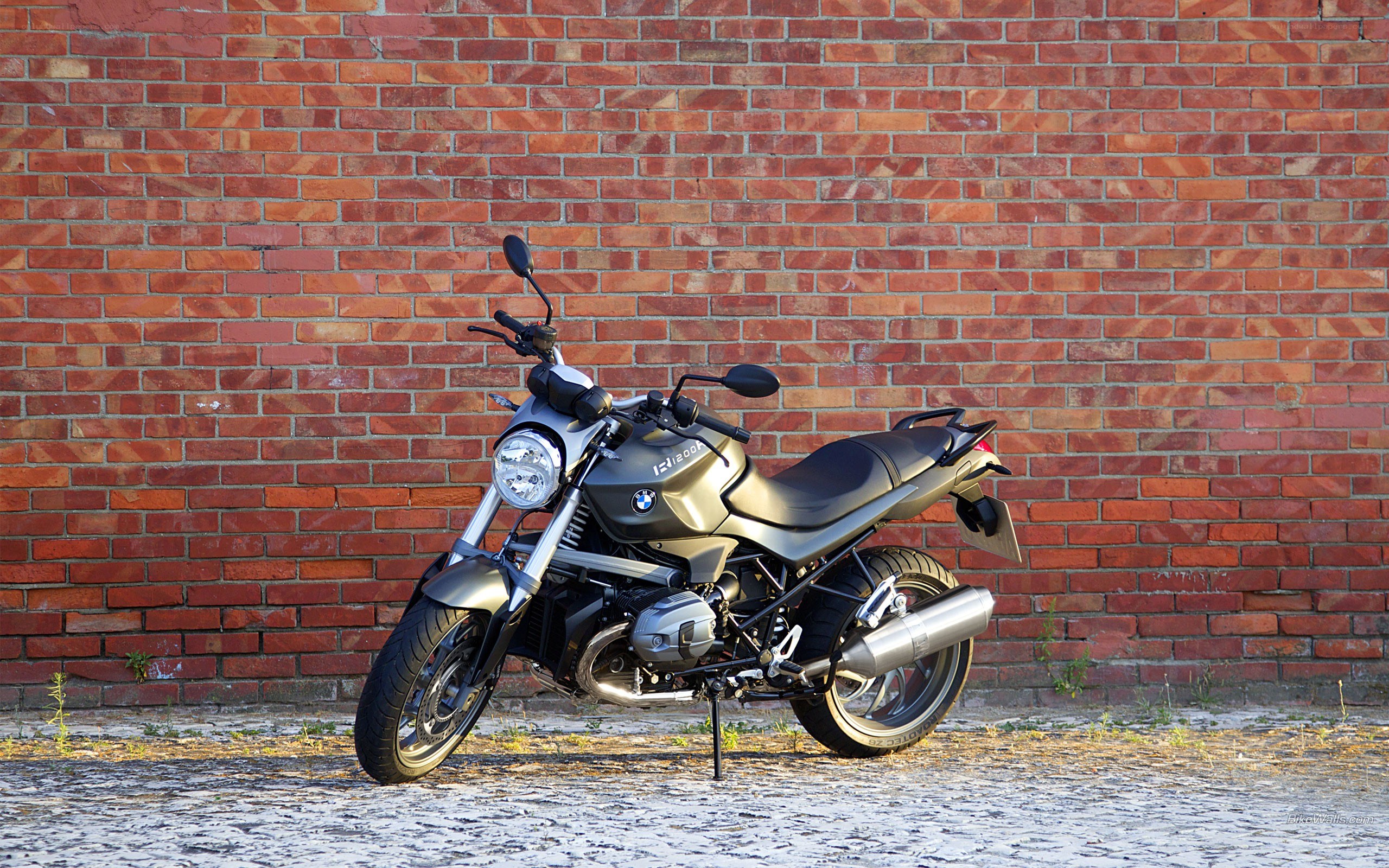 BMW R1200 motorcycle