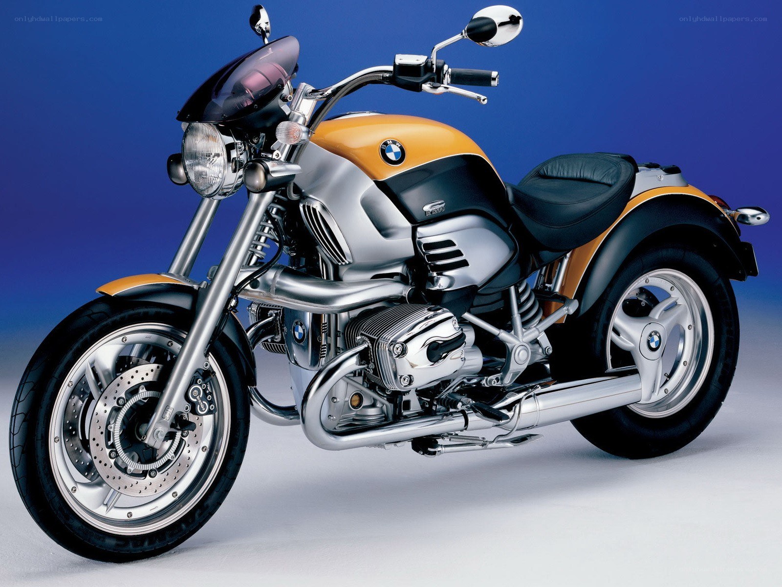 BMW R1200C motorcycle