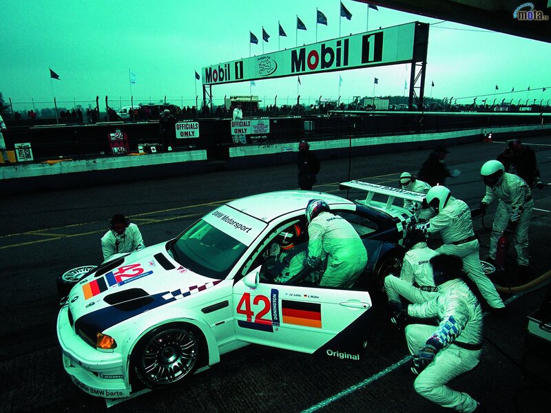 BMW race car pit stop