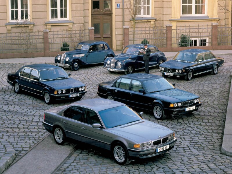 BMW sedan evolution