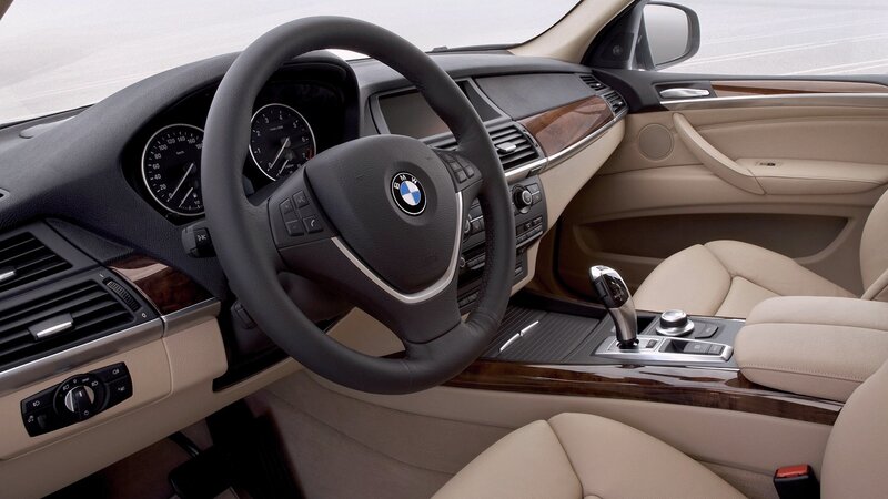 BMW X5 interior dashboard