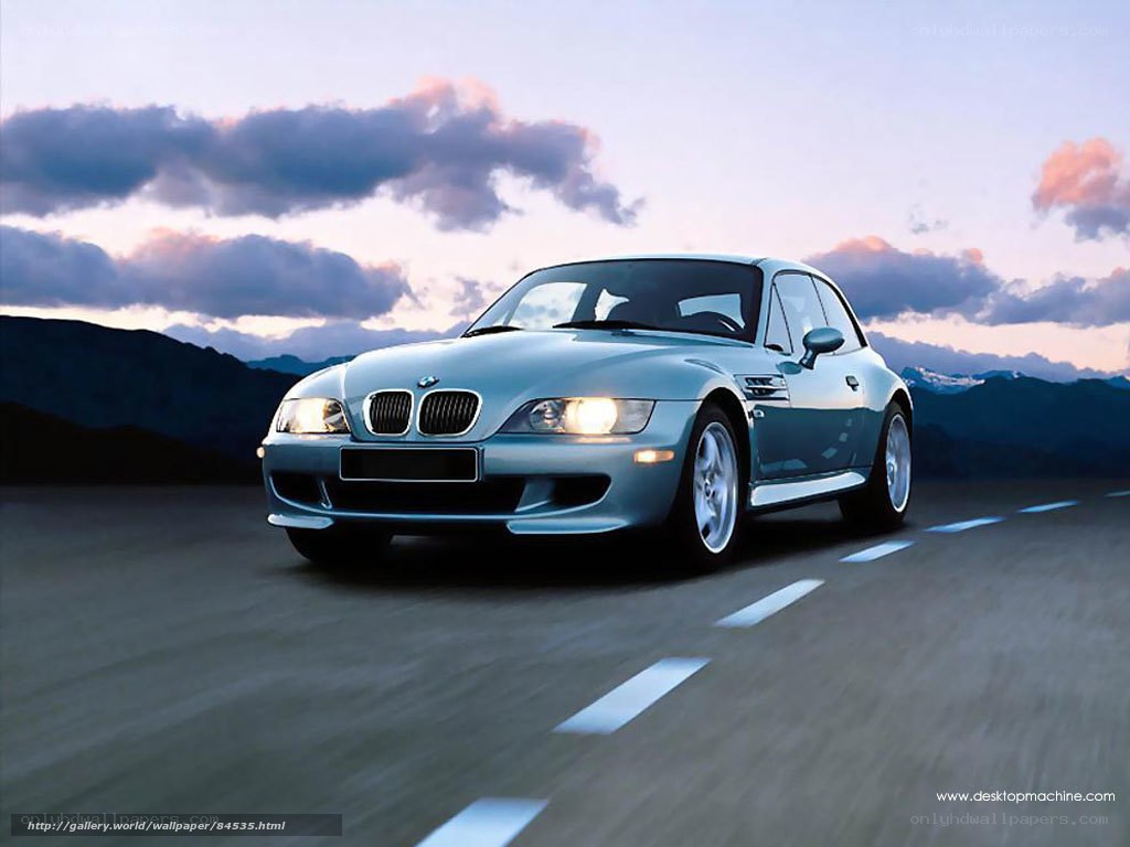 BMW Z3 on a mountain road