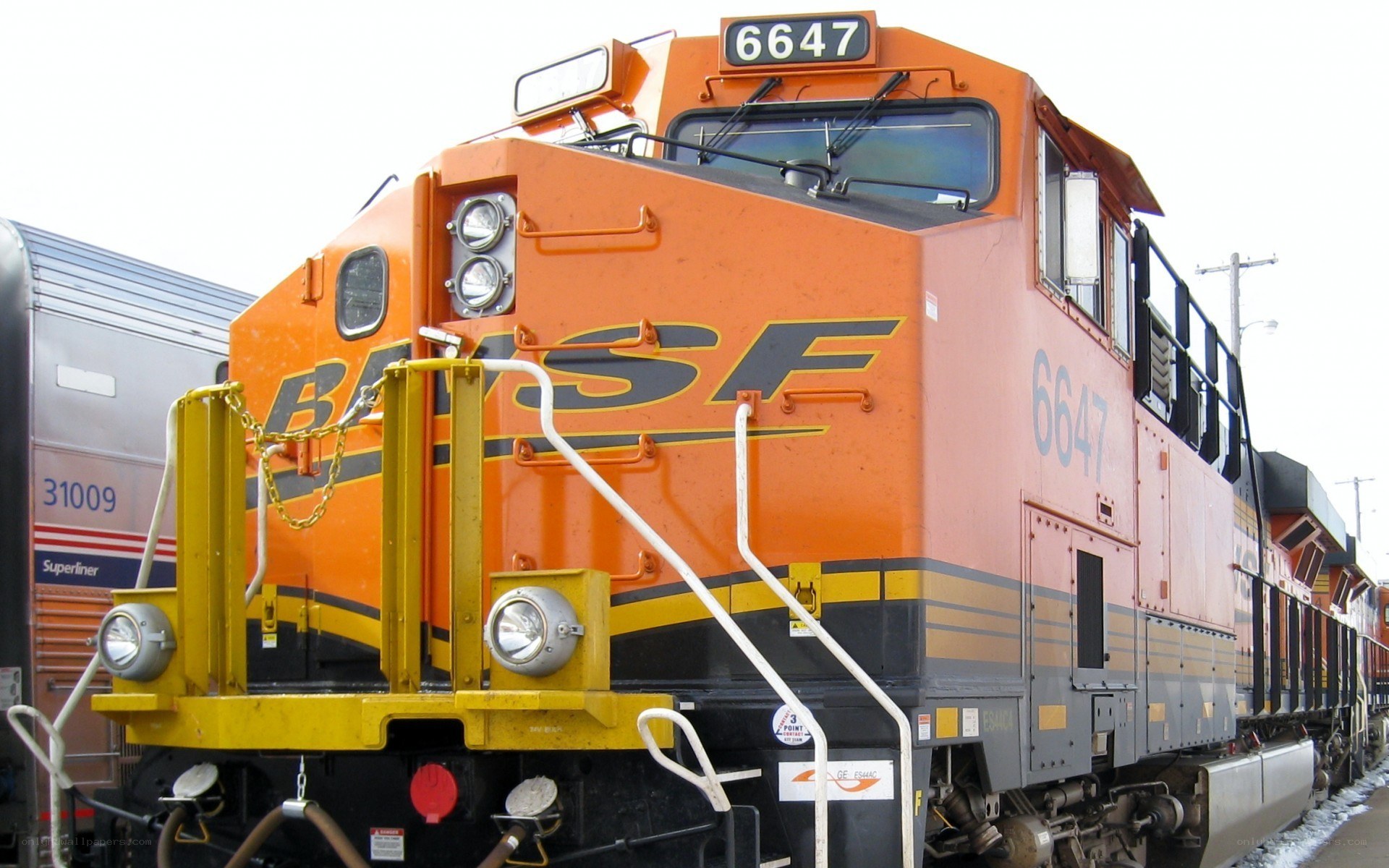 BNSF locomotive 6647