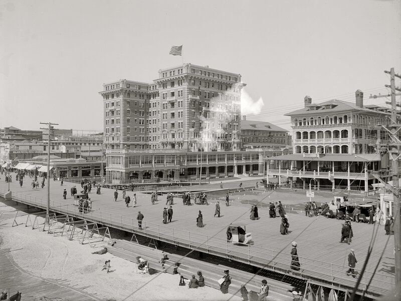 Boardwalk and hotel in early 20th century