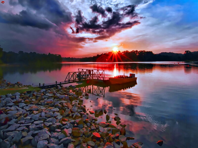 Boat at Sunset — Red