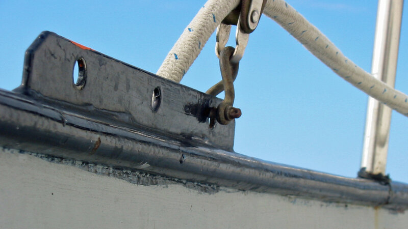 Boat Cleat with Rope