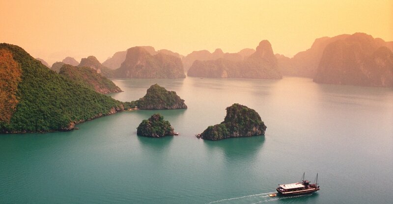 Boat in a Bay — Green