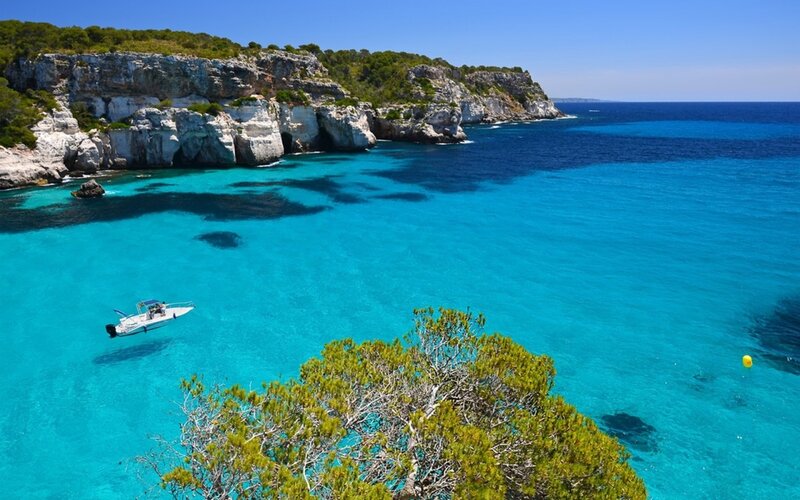 Boat in Turquoise Water — Blue, Serene, Afternoon