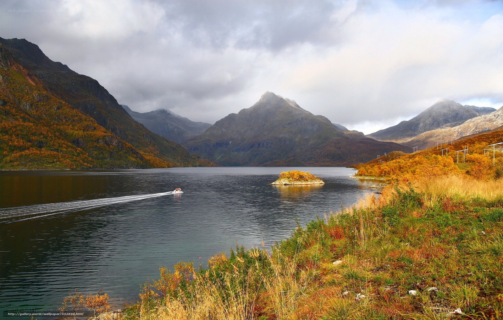 Boat on a fjord in autumn