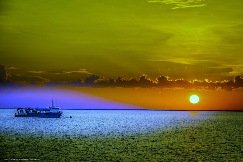 Boat on Calm Water — Green, Dramatic