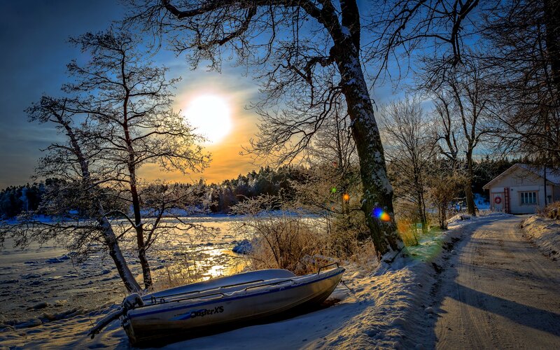 Boat on Snowy Shore — Blue