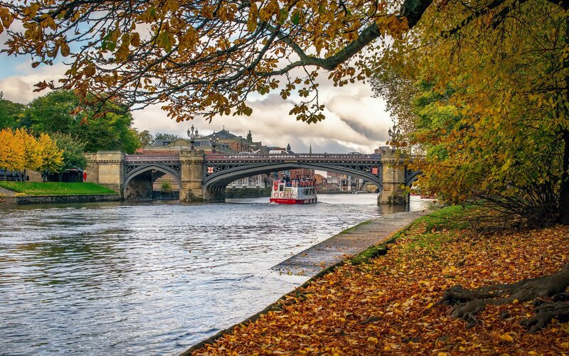 Boat under Bridge — Yellow