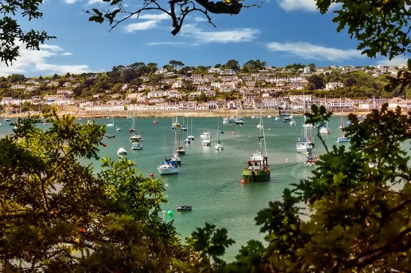 Boats in a Harbor — Green