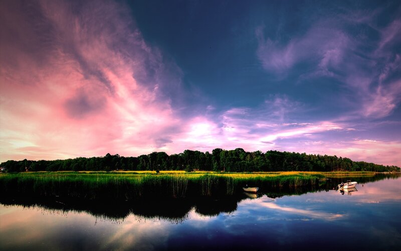 Boats on a Lake — Purple