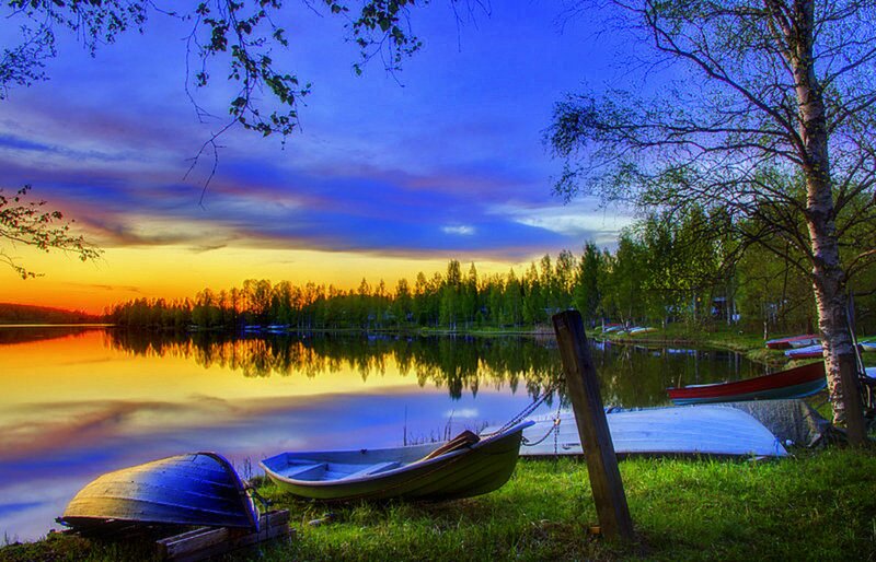 Boats on Lakeshore — Blue, Serene